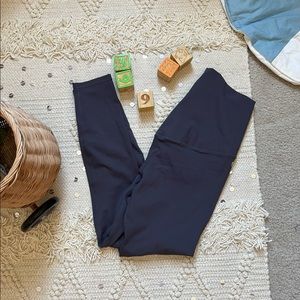 Dark gray maternity leggings nwt